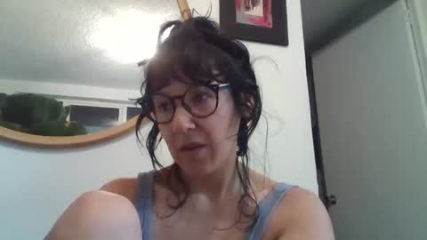 _tutti_frutti_ online show from 10, 3, 2026