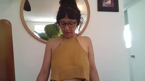 Snapshot of _tutti_frutti_ chatting on 20, 4, 2026 _tutti_frutti_ online show from 20, 4, 2026