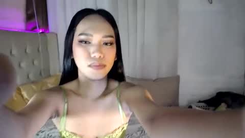 MS. apple online show from 10, 12, 2024