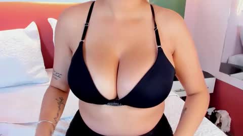 _valeryboobs_ online show from 8, 10, 2025