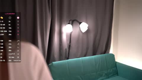 Snapshot of _vi_vi_ chatting on 5, 6, 2026 Viola online show from 5, 6, 2026