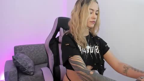 Victoria online show from 22, 9, 2025