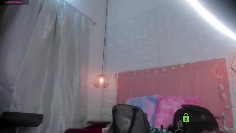 Snapshot of _victoria_milf_ chatting on 23, 5, 2026 victoria online show from 23, 5, 2026