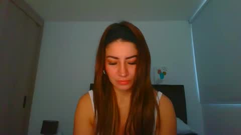 Snapshot of _violeta_white_ chatting on 26, 2, 2025 Violeta online show from 26, 2, 2025