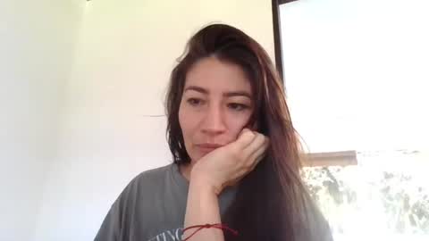 Snapshot of _violeta_white_ chatting on 11, 10, 2025 Violeta online show from 11, 10, 2025