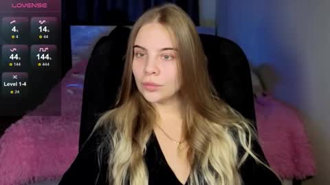 Snapshot of _wednesday_addams_ chatting on 20, 10, 2025 Vera online show from 20, 10, 2025