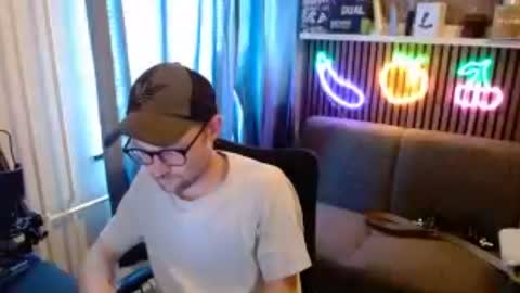 _whoisthatguy_ online show from 4, 7, 2026