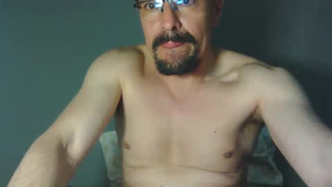 Snapshot of _yjesneth2011 chatting on 7, 10, 2025 _yjesneth2011 online show from 7, 10, 2025