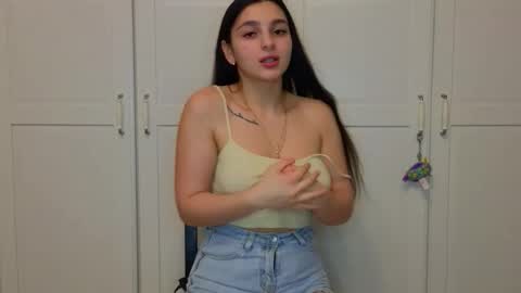 Snapshot of _your_love chatting on 19, 11, 2025 Niki online show from 19, 11, 2025