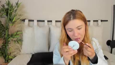 Zoe  online show from 16, 6, 2026