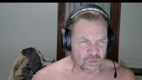 Snapshot of a2le3x867230 chatting on 25, 2, 2025 Trisha Monroe Xo and him online show from 25, 2, 2025