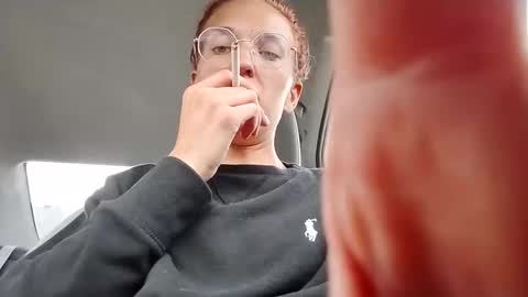 Bree Anna online show from 18, 9, 2025