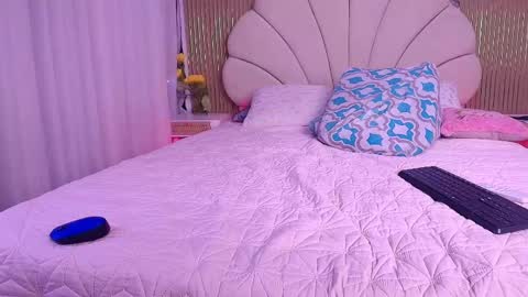 Aisha online show from 9, 5, 2026