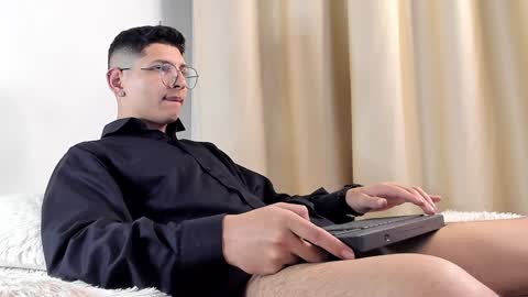 alejo online show from 8, 2, 2025