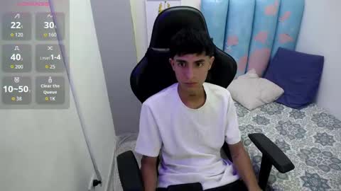 Snapshot of aaa_white chatting on 23, 4, 2026 KER online show from 23, 4, 2026