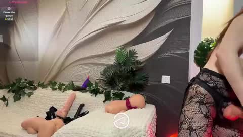 call me a Goddess online show from 2, 5, 2026