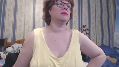 Snapshot of aamarillis chatting on 15, 2, 2025 NINA online show from 15, 2, 2025