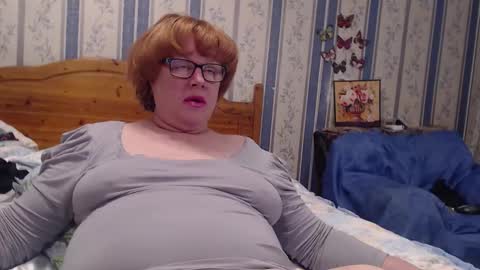 Snapshot of aamarillis chatting on 1, 12, 2025 NINA online show from 1, 12, 2025