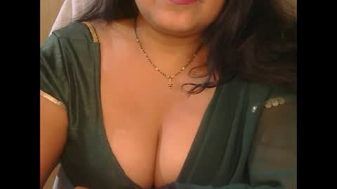 Snapshot of aaradhya_sexy_88 chatting on 13, 11, 2025 aaradhya_sexy_88 online show from 13, 11, 2025