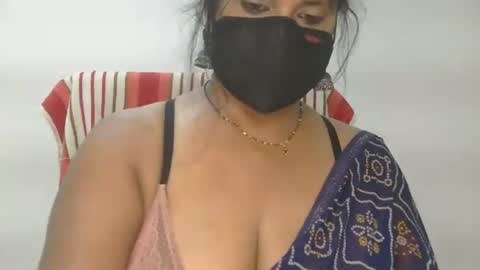 Snapshot of aaradhya_sexy_88 chatting on 6, 7, 2026 aaradhya_sexy_88 online show from 6, 7, 2026