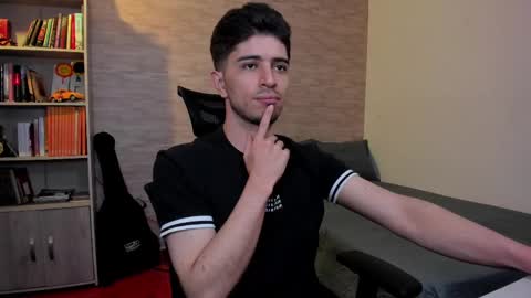 Aaron online show from 3, 3, 2025