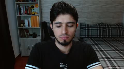 Aaron online show from 4, 10, 2025