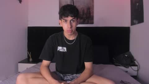 Aron online show from 3, 12, 2025