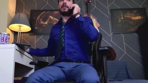 Aaron online show from 12, 11, 2025