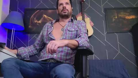 Aaron online show from 24, 11, 2025