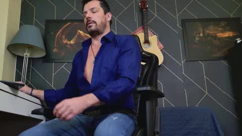 Snapshot of aaronbomer chatting on 12, 1, 2026 Aaron online show from 12, 1, 2026