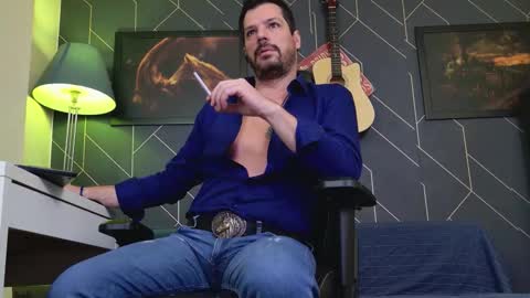 Snapshot of aaronbomer chatting on 13, 1, 2026 Aaron online show from 13, 1, 2026