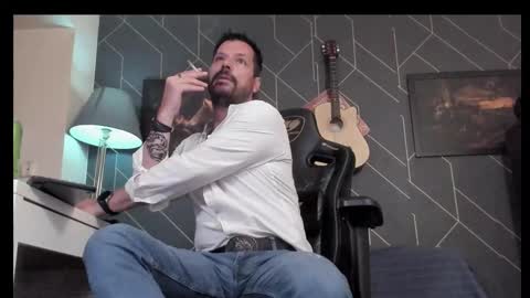 Snapshot of aaronbomer chatting on 12, 2, 2026 Aaron online show from 12, 2, 2026