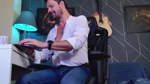 Snapshot of aaronbomer chatting on 22, 2, 2026 Aaron online show from 22, 2, 2026