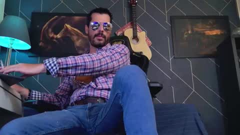 Snapshot of aaronbomer chatting on 26, 2, 2026 Aaron online show from 26, 2, 2026