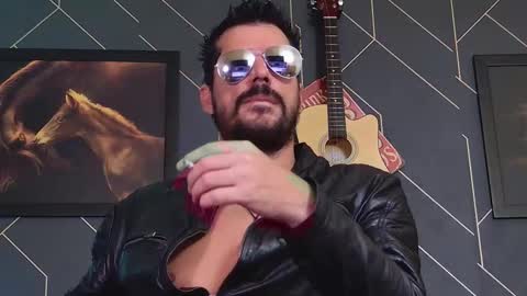 Snapshot of aaronbomer chatting on 5, 3, 2026 Aaron online show from 5, 3, 2026