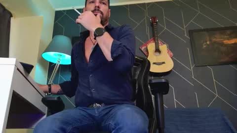 Snapshot of aaronbomer chatting on 25, 3, 2026 Aaron online show from 25, 3, 2026