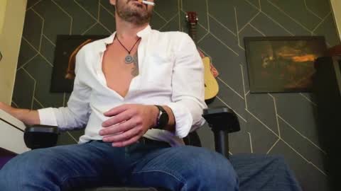 Snapshot of aaronbomer chatting on 1, 4, 2026 Aaron online show from 1, 4, 2026