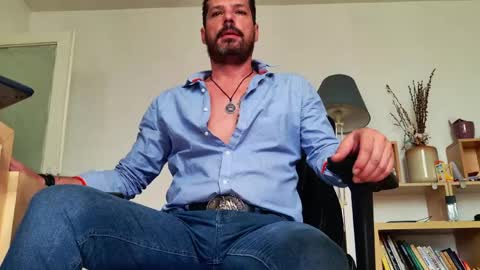 Snapshot of aaronbomer chatting on 30, 5, 2026 Aaron online show from 30, 5, 2026