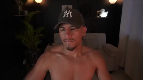 AARON  online show from 4, 11, 2025