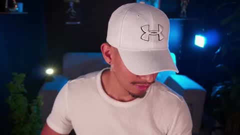 AARON  online show from 16, 11, 2025