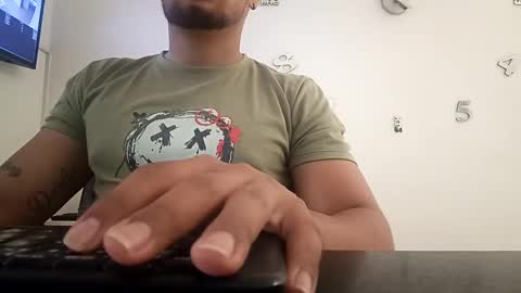 ig aaron hunter123 online show from 16, 12, 2024