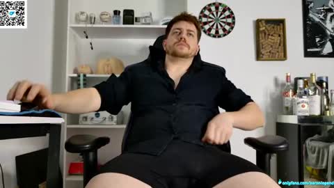 Snapshot of aaronlegend chatting on 8, 6, 2026 Aaron online show from 8, 6, 2026