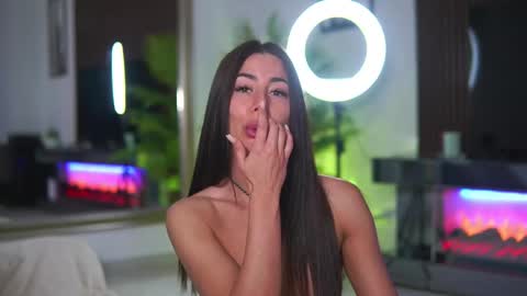 Snapshot of abbela_white chatting on 16, 5, 2026 Alexa online show from 16, 5, 2026