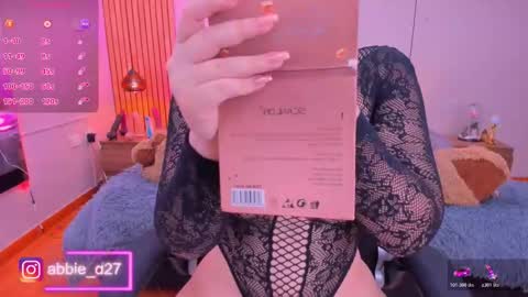 Abbie Edmond  online show from 15, 12, 2025