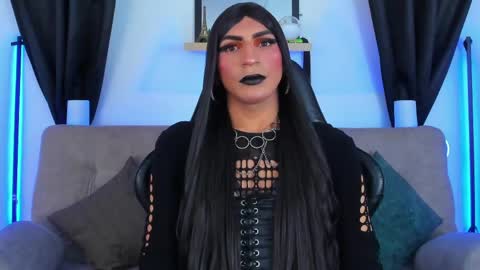 Abbigail Fuster  online show from 28, 5, 2026