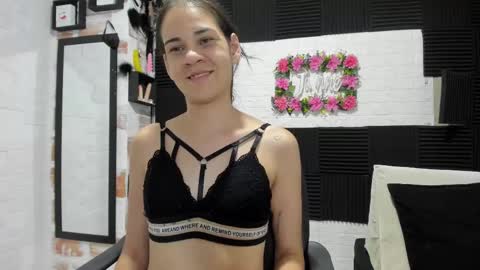 Abby Connie online show from 25, 2, 2025