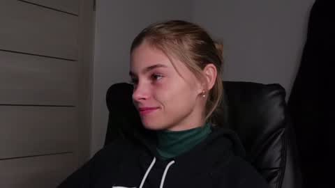 Snapshot of abby_laker chatting on 26, 12, 2024 ABBY LAKER online show from 26, 12, 2024