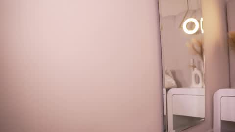 Snapshot of abby_me chatting on 17, 4, 2026 A B B Y online show from 17, 4, 2026
