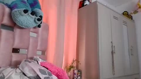 Snapshot of abby_moss_2 chatting on 30, 10, 2025 abby_moss_2 online show from 30, 10, 2025