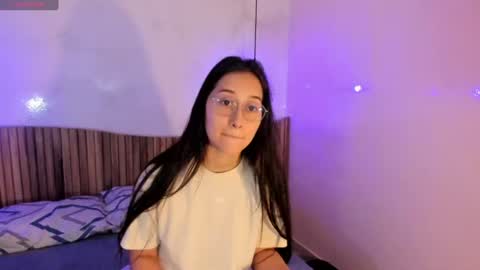 Snapshot of abbysweet1_ chatting on 19, 7, 2026 Abigail online show from 19, 7, 2026